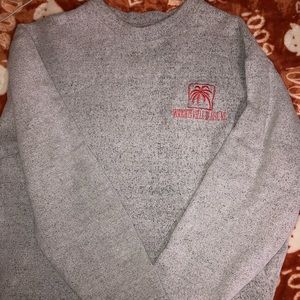 woman’s/men’s crewneck sweater